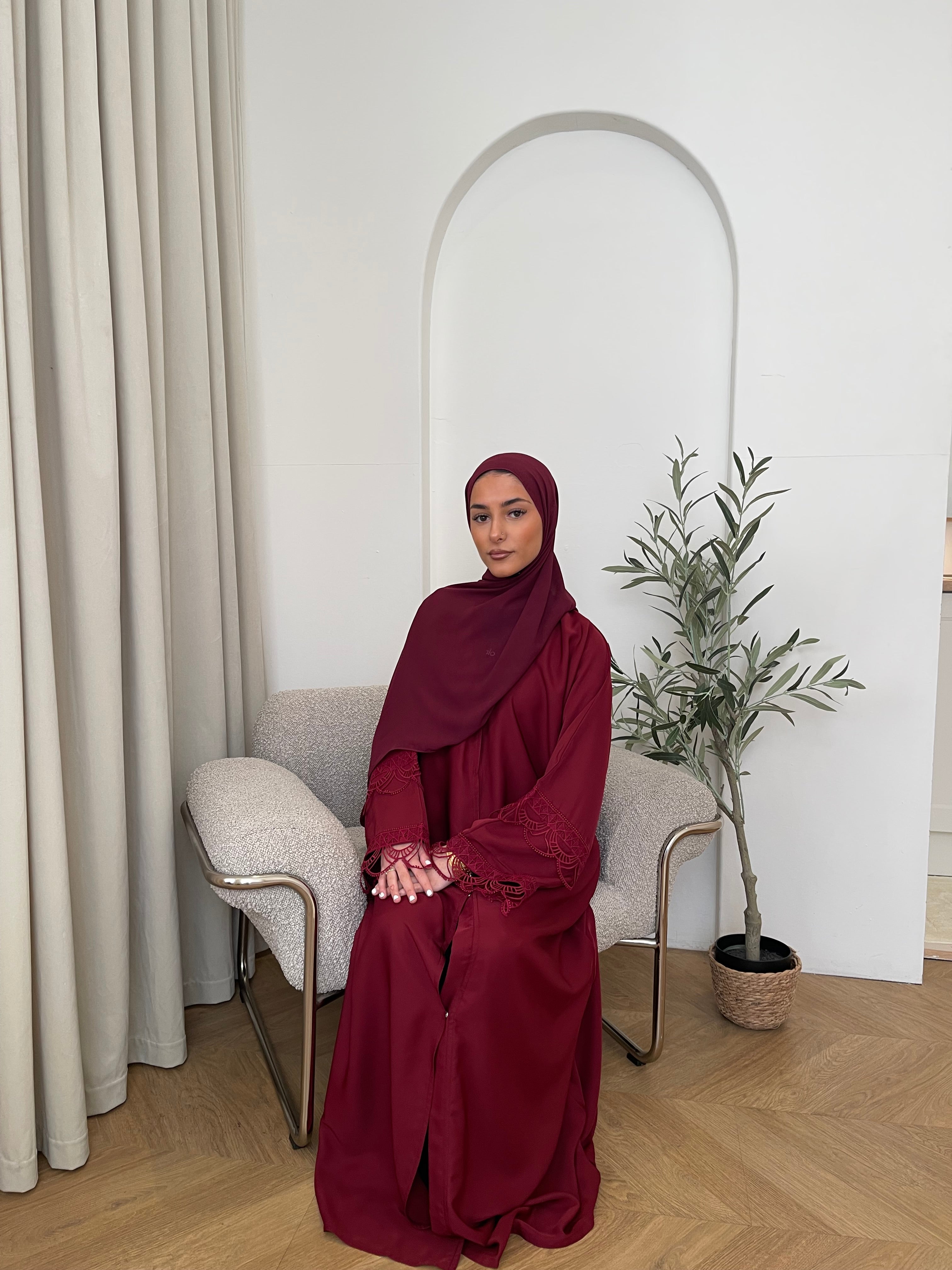 Tasneem abaya