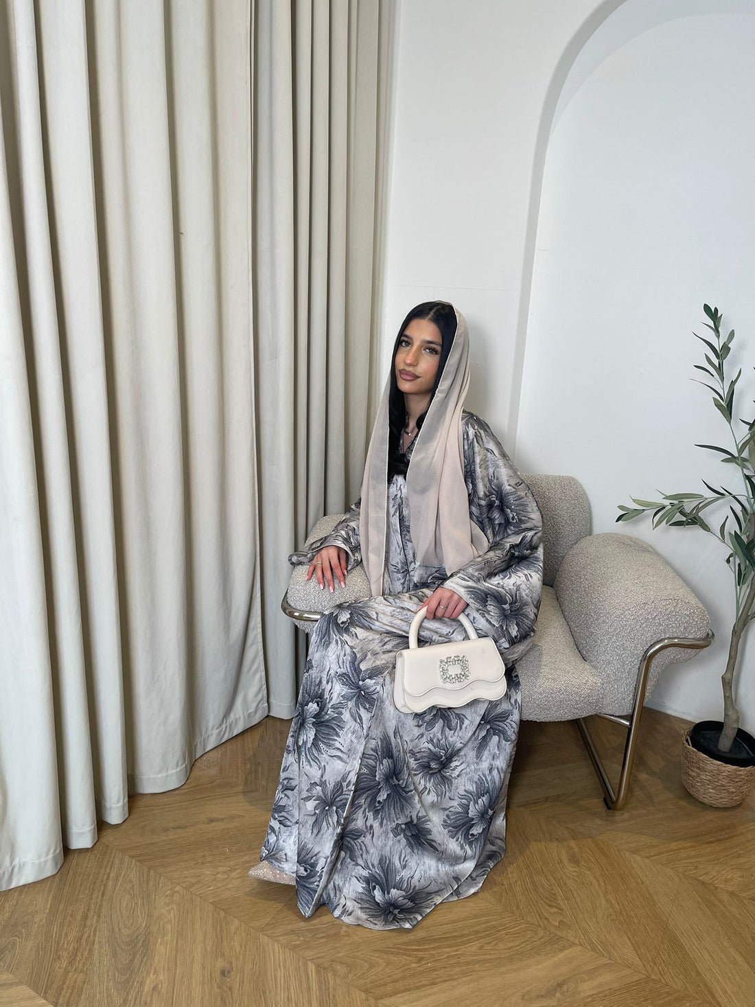 Ameerah Abaya With Buttons