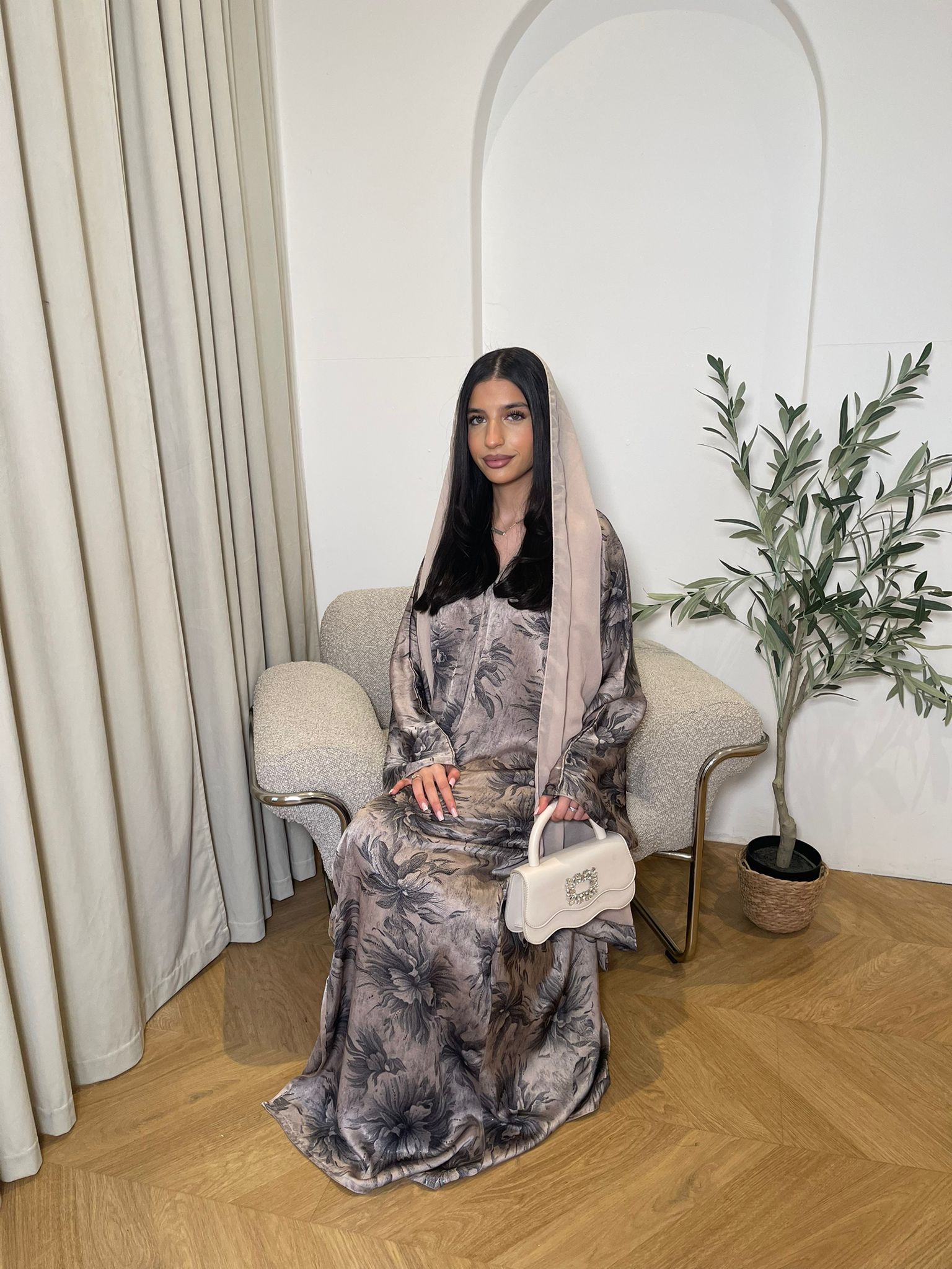 Ameerah Abaya With Buttons