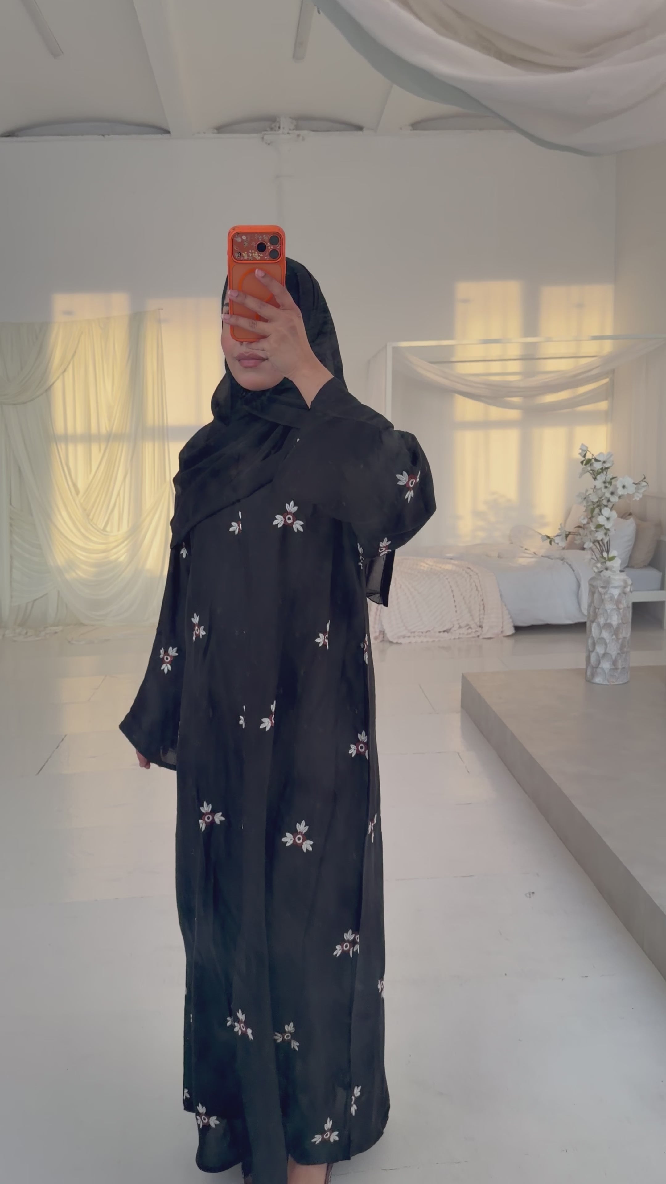 Anam abaya